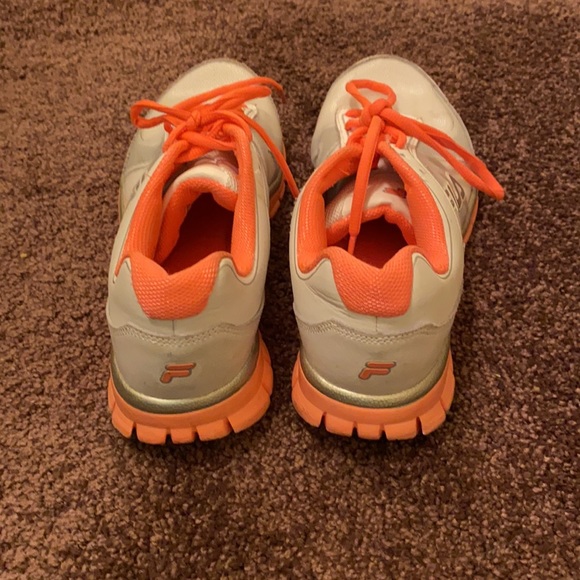 Fila Running Shoes - Picture 2 of 2